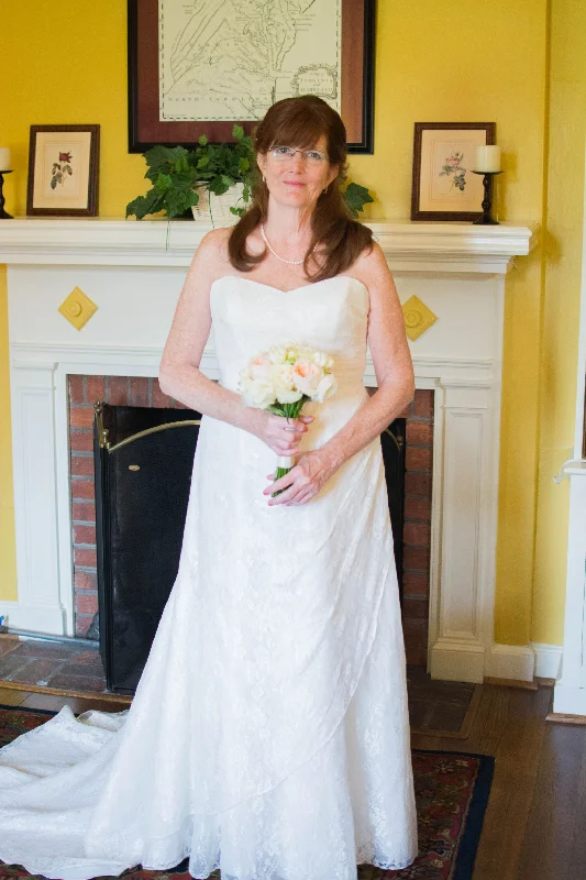 Value Deals David's Bridal 10012471