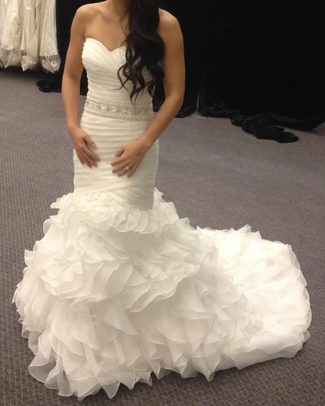 Midnight Madness Pronovias Usia #8879