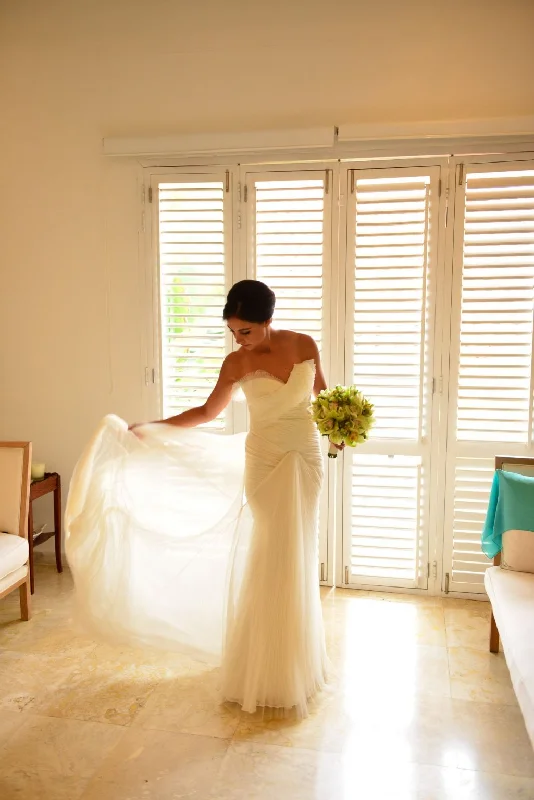 Limited Time Vera Wang Hayden