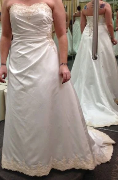 Members Only David's Bridal (0p9264) trim color champagne