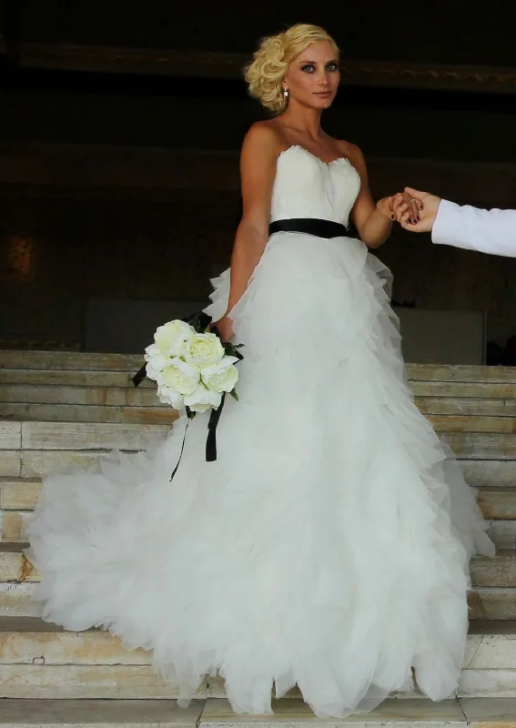 Super Savings Pronovias Bengasi