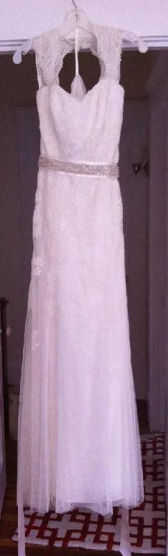 Hot Deal David's Bridal 10030236