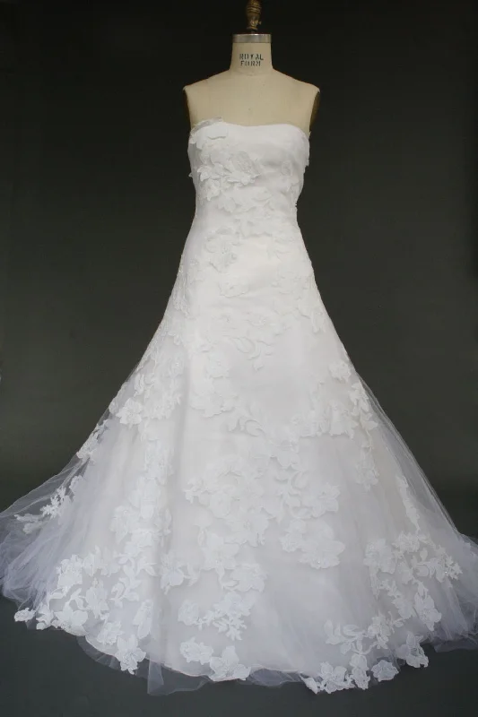 Overstock Vera Wang "Nadia"