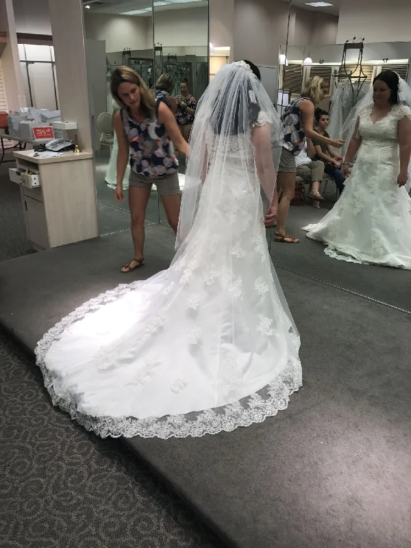 Seasonal Clearance David's Bridal 10020474