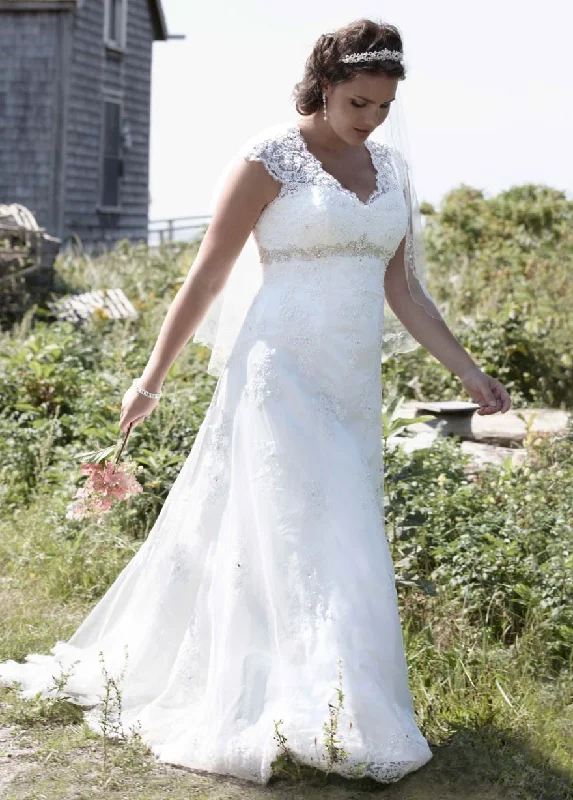 Stock Clearance David's Bridal  9T3299