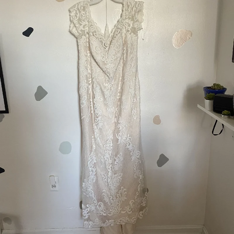 Hurry In David's Bridal