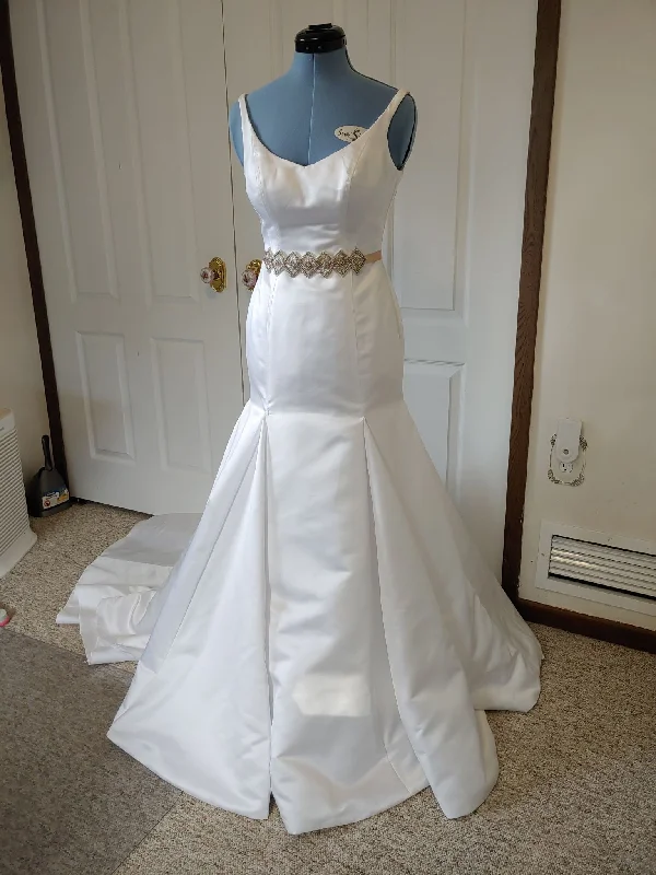 Super Deal David's Bridal