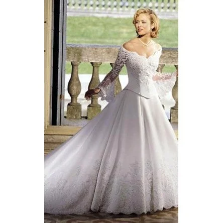 New Markdowns Demetrios 9548