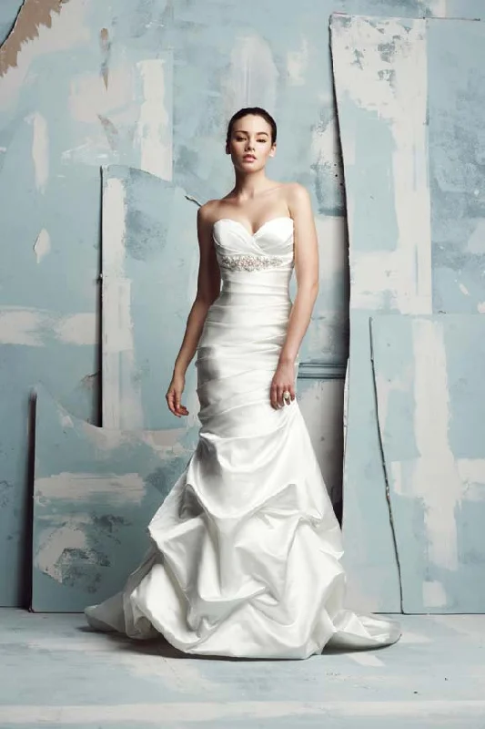 Don't Wait Paloma Blanca Paloma Blanca 4111 Size 10