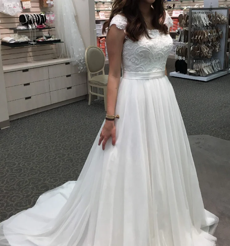Savings Bonanza David's Bridal 10012387