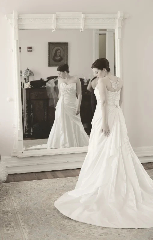 New Deals Sophia Tolli Leighanna