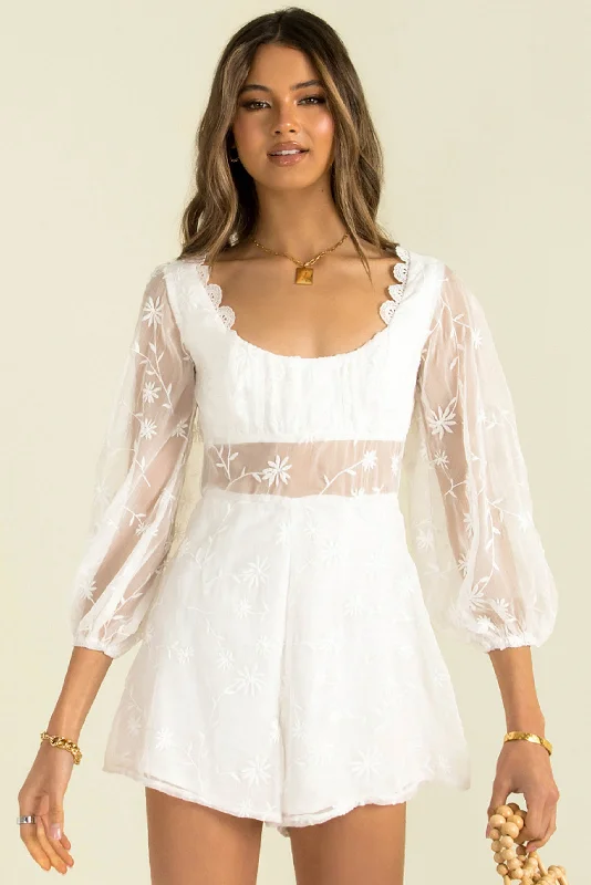 Hurry In Aspen Playsuit / White