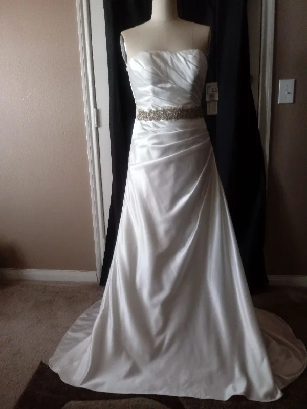 Get It Before It’s Gone David's Bridal 10020430