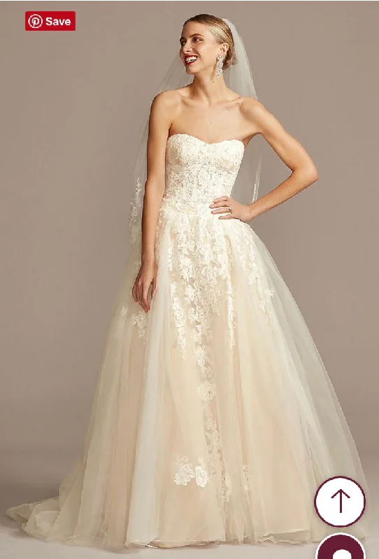 Huge Discounts David's Bridal  Sheer Lace Tulle Petite Ball Gown Dress/7WG3861