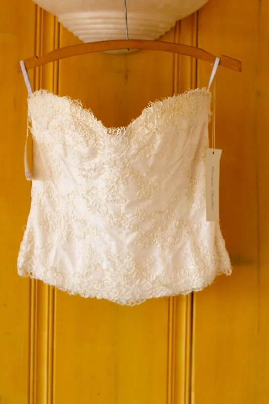 Customer Appreciation Sale Monique Lhuillier Monique Lhuillier Mystic Corset Size 10