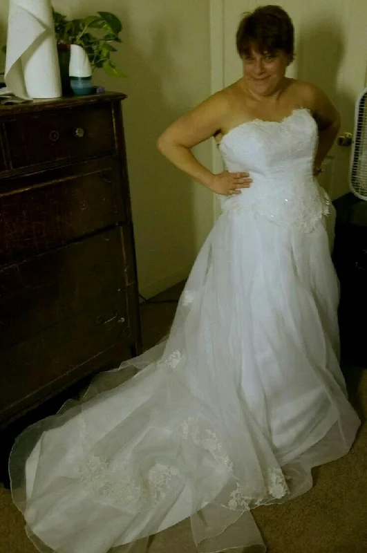 YEAR-End Clearance David's Bridal 10011763