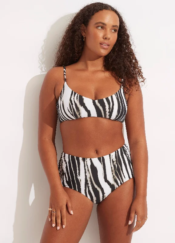 Best Bargains Zahara Ruched Side High Waisted Pant - Black